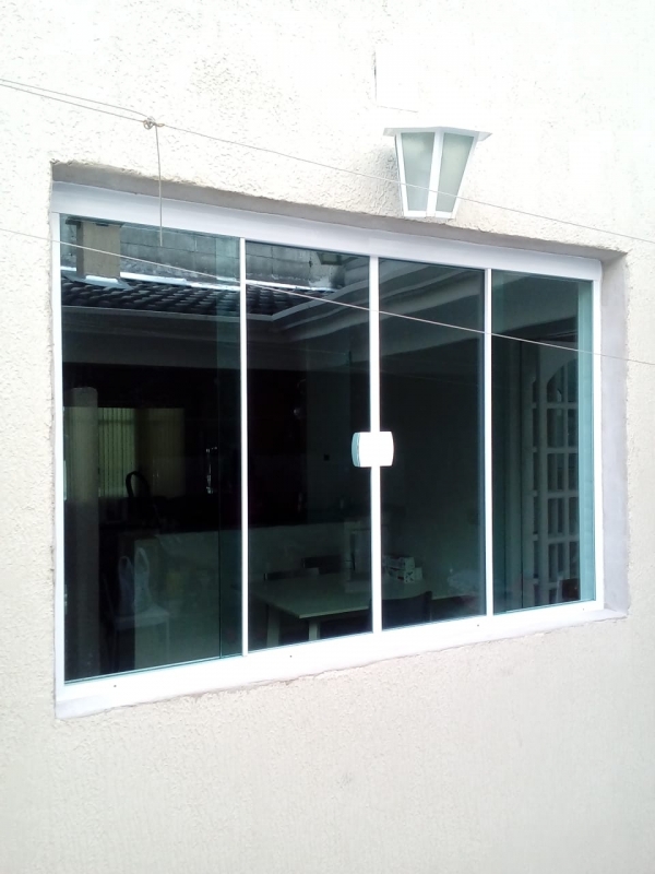 Serviço de Fechamento de Vidro Jardim Marcondes - Fechamento de área com Vidro